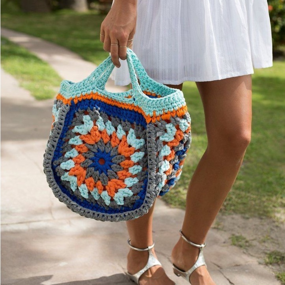 My Beachy Side Hand Crochet Granny Square Tote Beach Bag Boho Resort NEW
